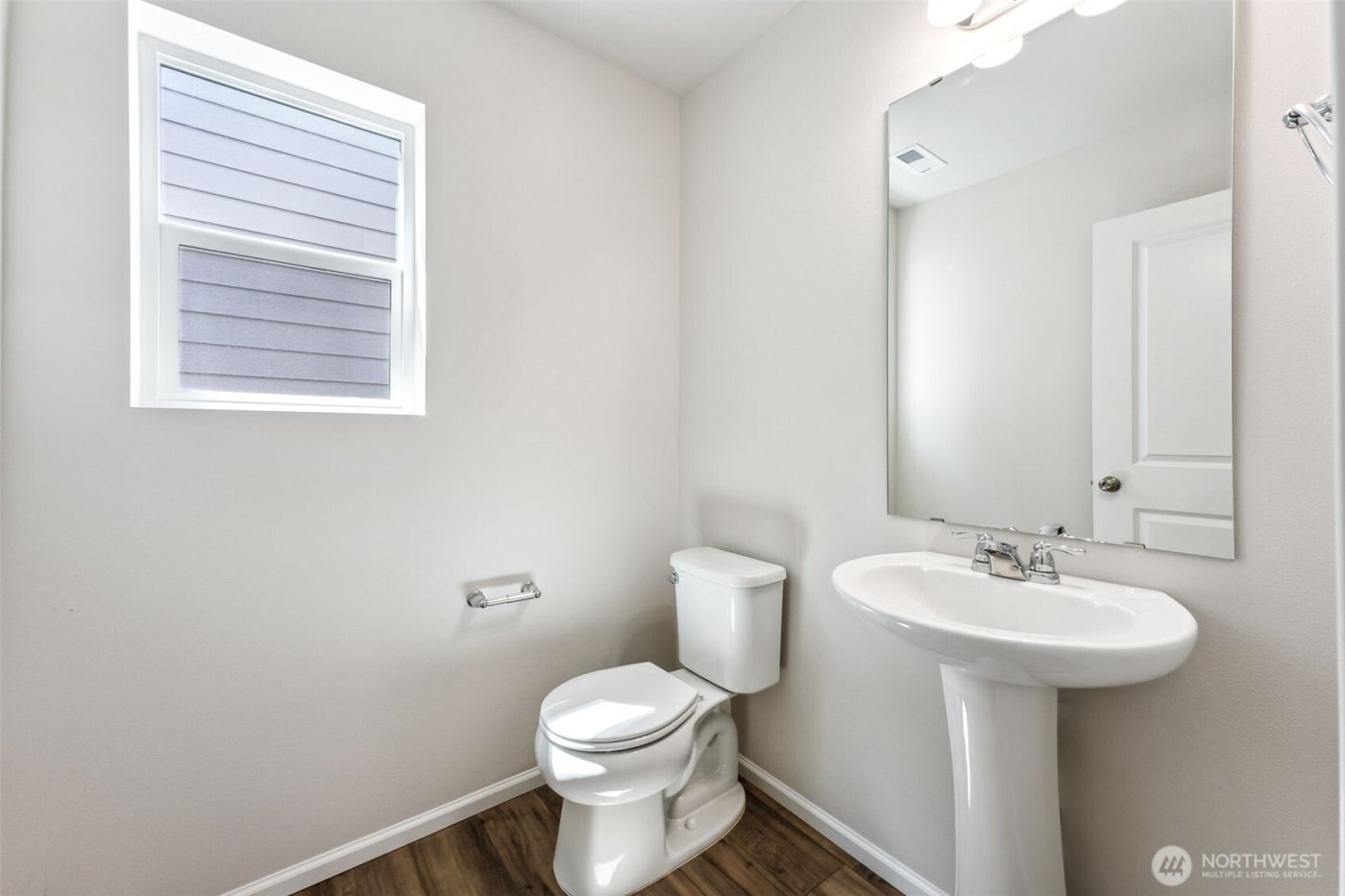 9840 Ferns Loop SE, Yelm, WA 98597