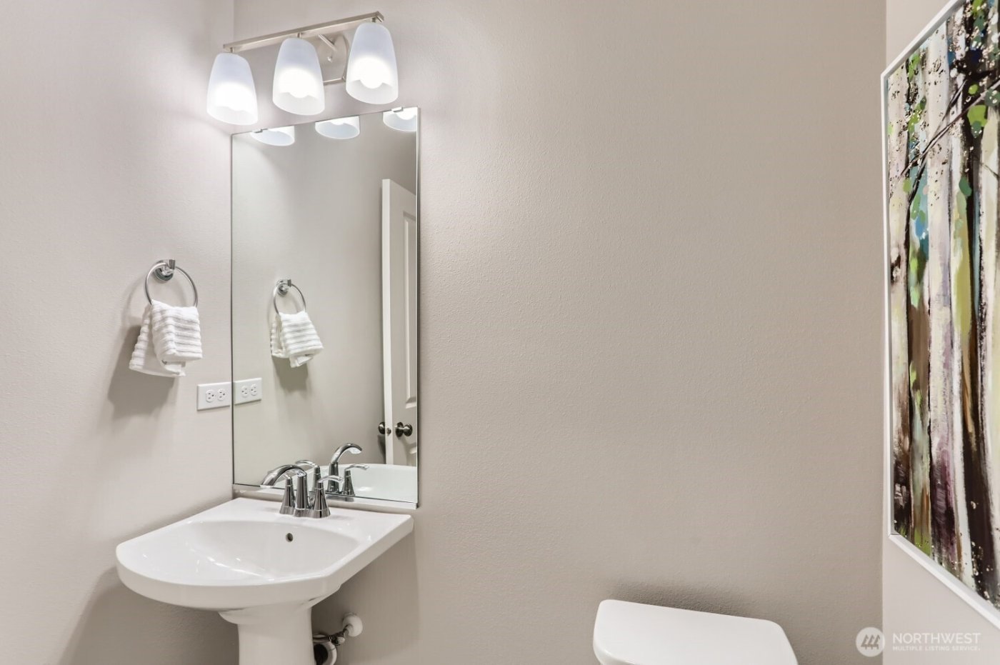 9822 Ferns Loop SE, Yelm, WA 98597