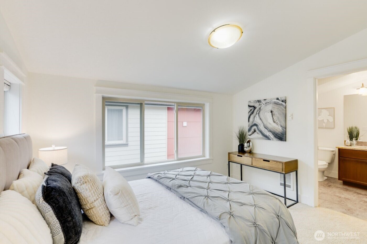 3635 Evanston Avenue N #B, Seattle, WA 98103