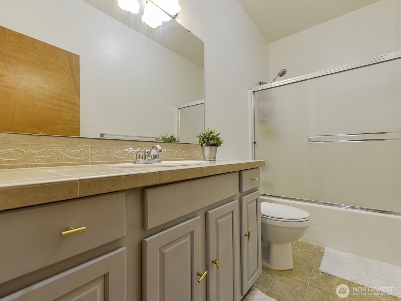 1108 Van Ogle Lane NW, Orting, WA 98360