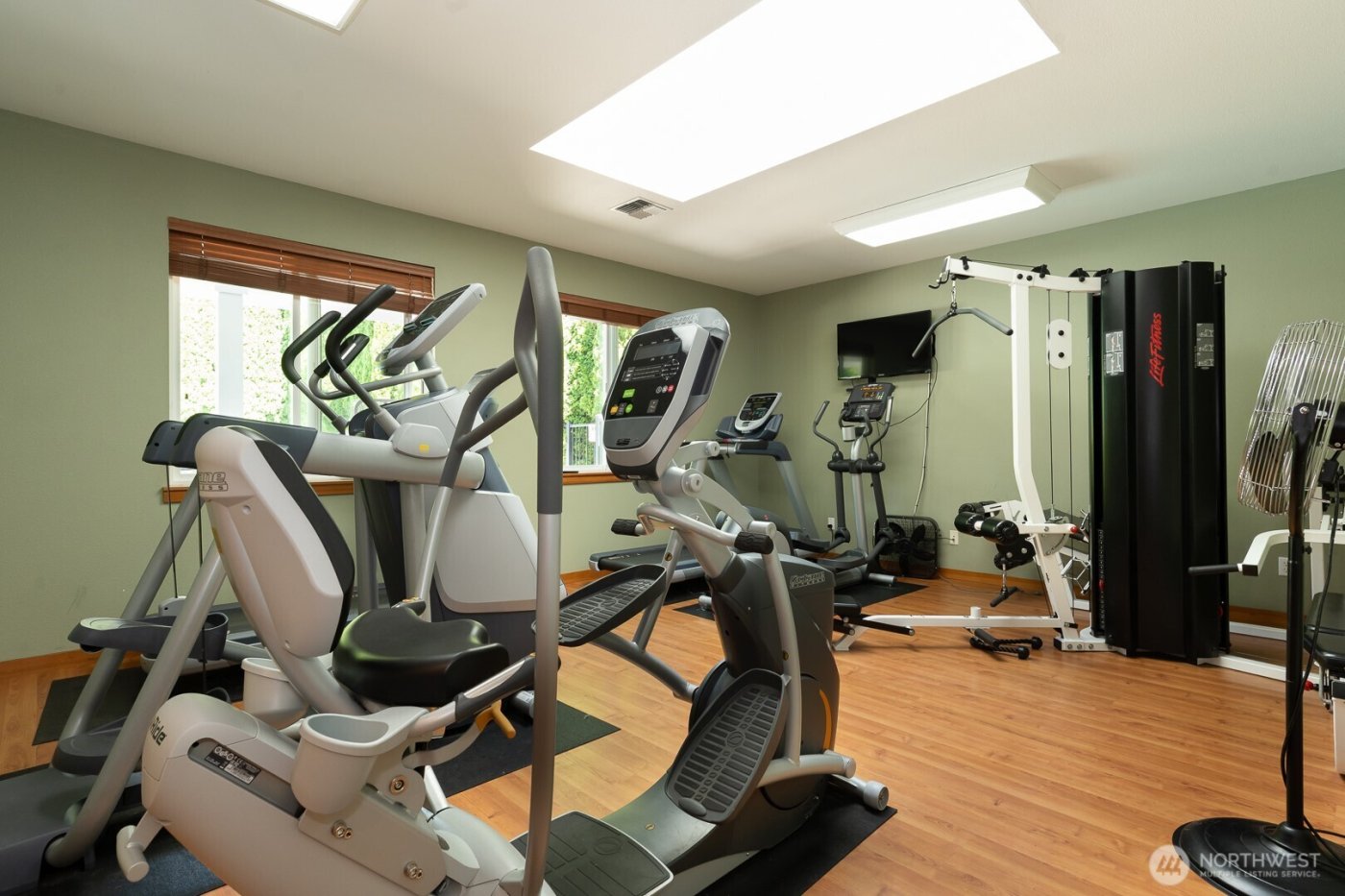 1855 Trossachs Boulevard SE #205, Sammamish, WA 98075-8072