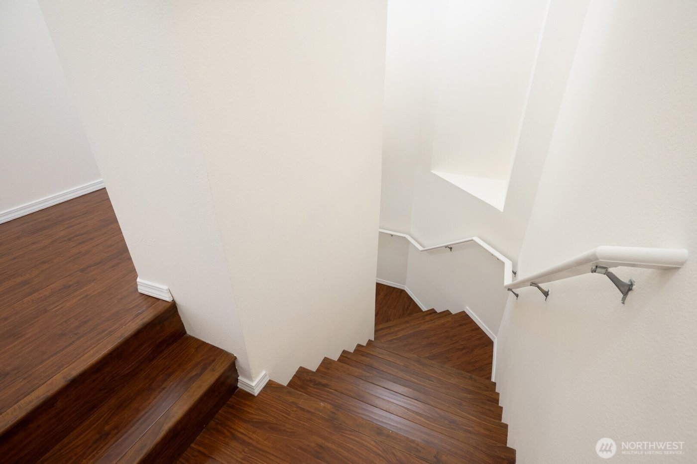 1855 Trossachs Boulevard SE #205, Sammamish, WA 98075-8072