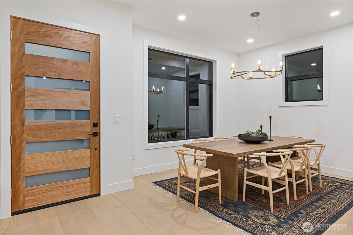 2515 35th Avenue W, Seattle, WA 98199