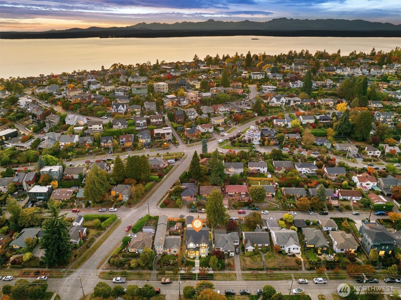 2515 35th Avenue W, Seattle, WA 98199