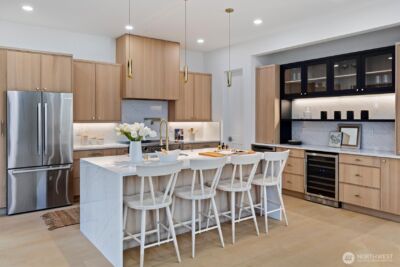 2515 35th Avenue W, Seattle, WA 98199 - Photo 10