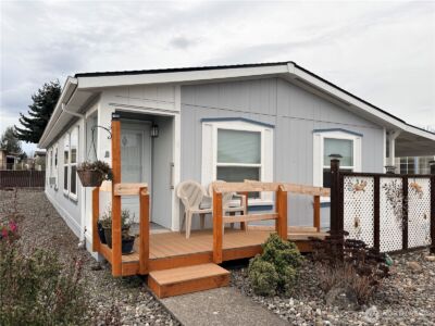325 N Fifth Avenue ##5, Sequim, WA 98382 - Photo 2