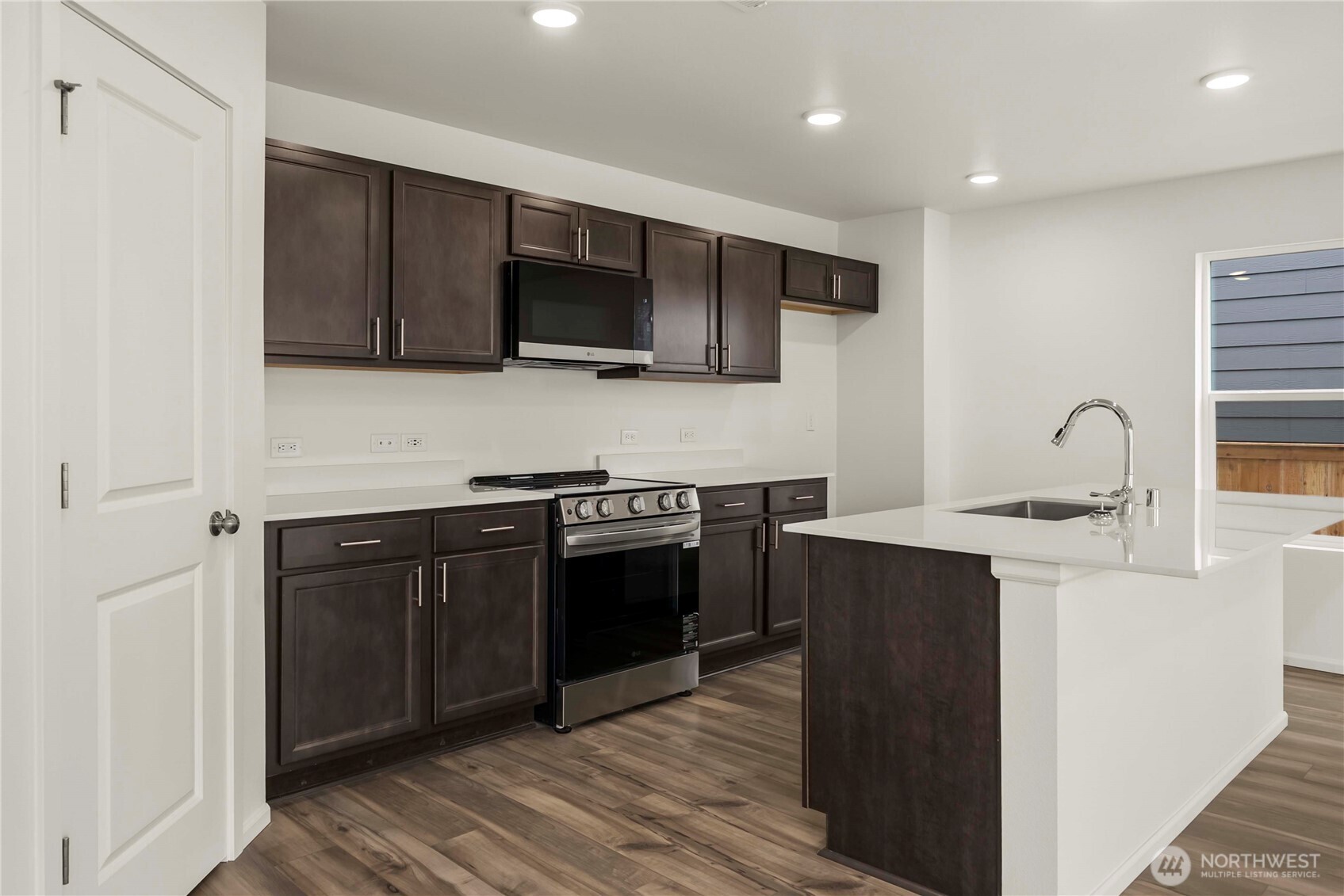 120 Willowbrook Drive , Chehalis, WA 98532