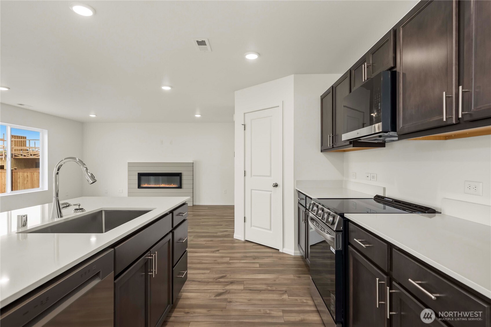 120 Willowbrook Drive , Chehalis, WA 98532