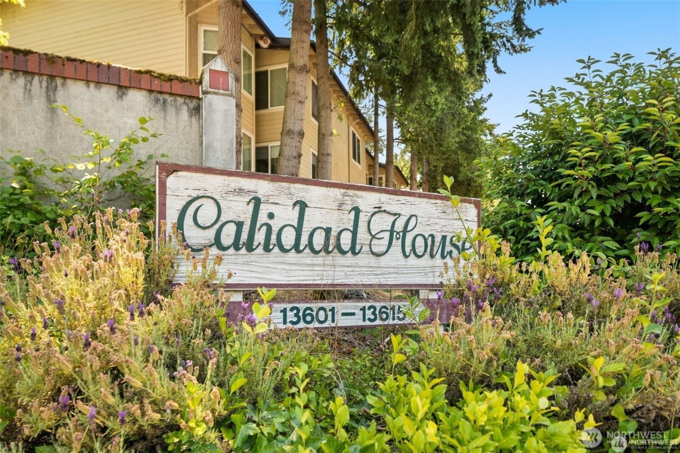 13611 NE 8th Street #106, Bellevue, WA 98005