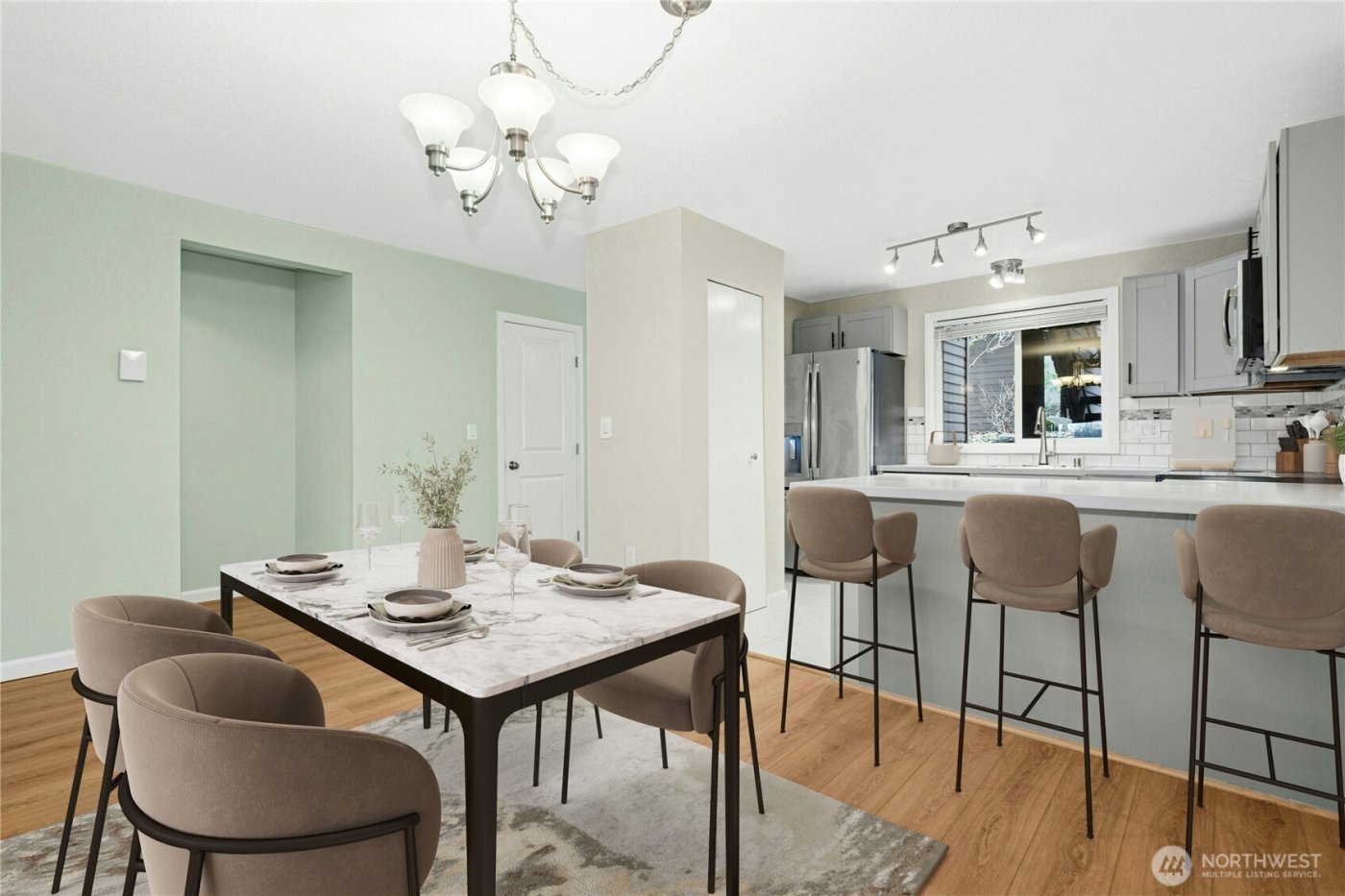 13611 NE 8th Street #106, Bellevue, WA 98005