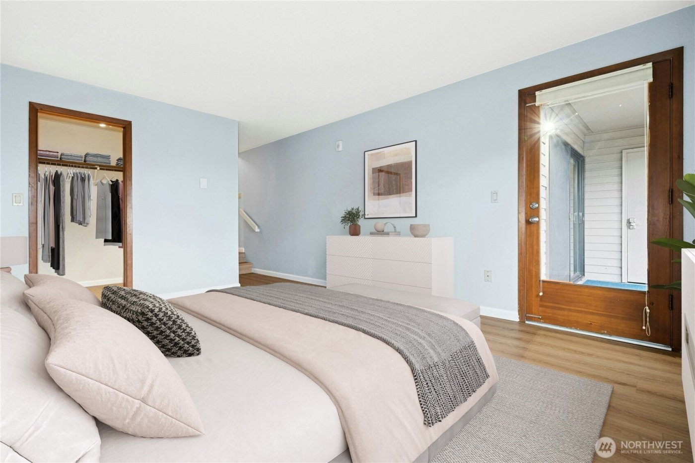 13611 NE 8th Street #106, Bellevue, WA 98005