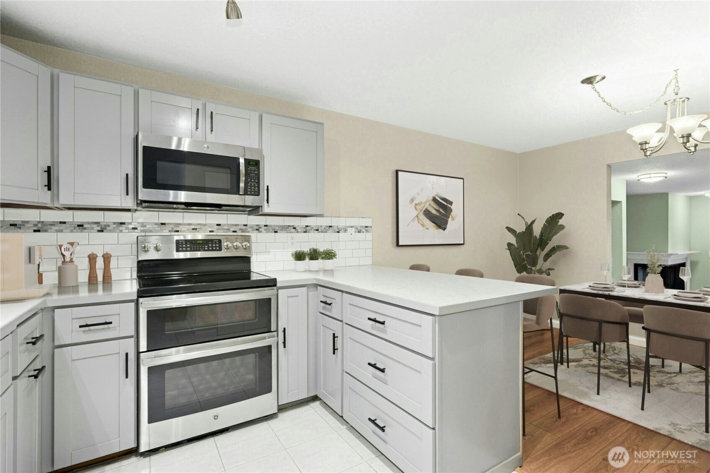 13611 NE 8th Street #106, Bellevue, WA 98005