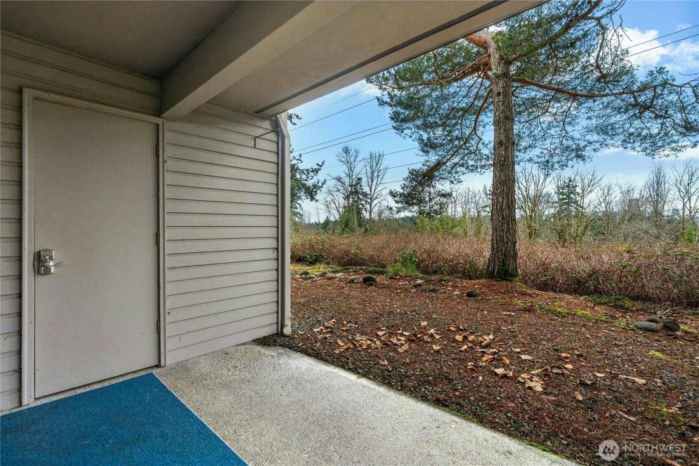 13611 NE 8th Street #106, Bellevue, WA 98005