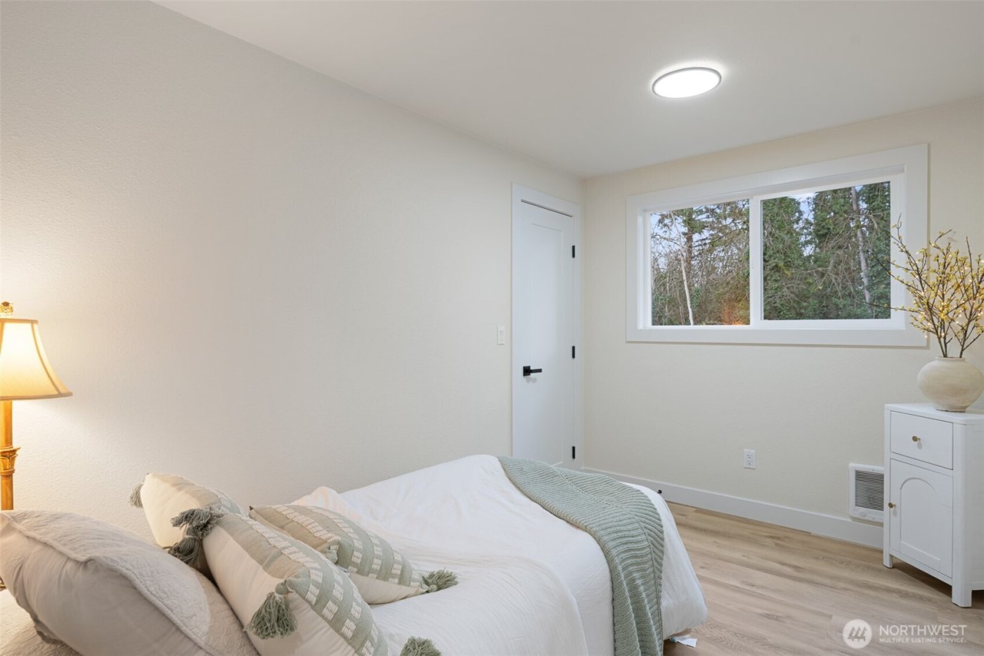 8821 S D Street , Tacoma, WA 98444