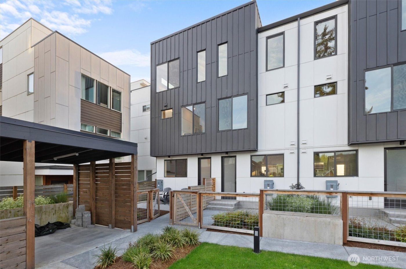 6614 Carleton Avenue S #A, Seattle, WA 98108