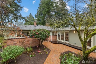 11904 Lakeside Avenue NE, Seattle, WA 98125 - Photo 32