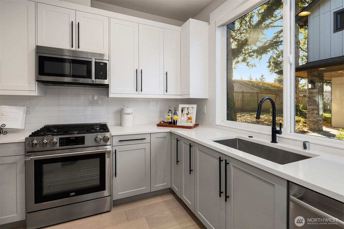 10931 NE 133rd Street , Kirkland, WA 98034