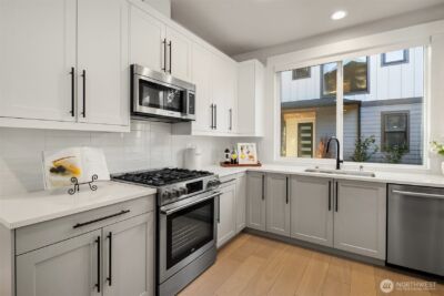 10931 NE 133rd Street , Kirkland, WA 98034 - Photo 8