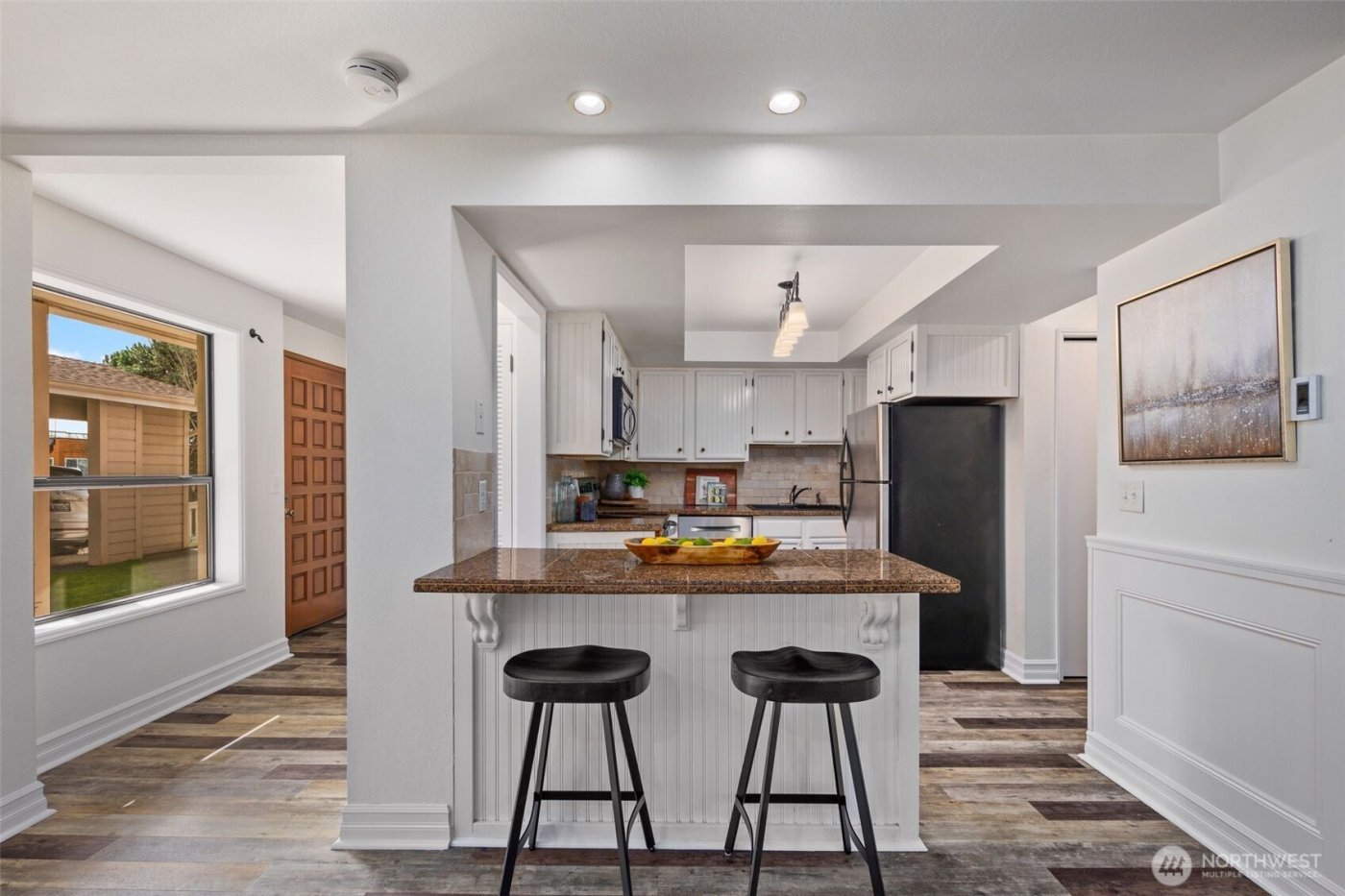 9920 NE 119th St #107, Kirkland, WA 98034