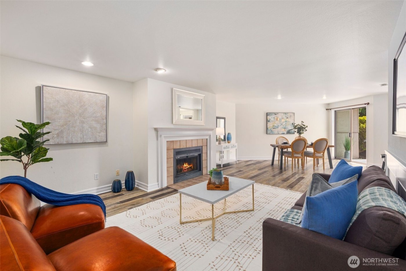 9920 NE 119th St #107, Kirkland, WA 98034