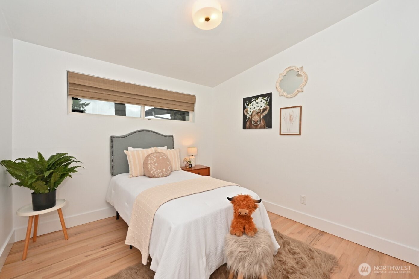 13525 4th Avenue NE, Seattle, WA 98125