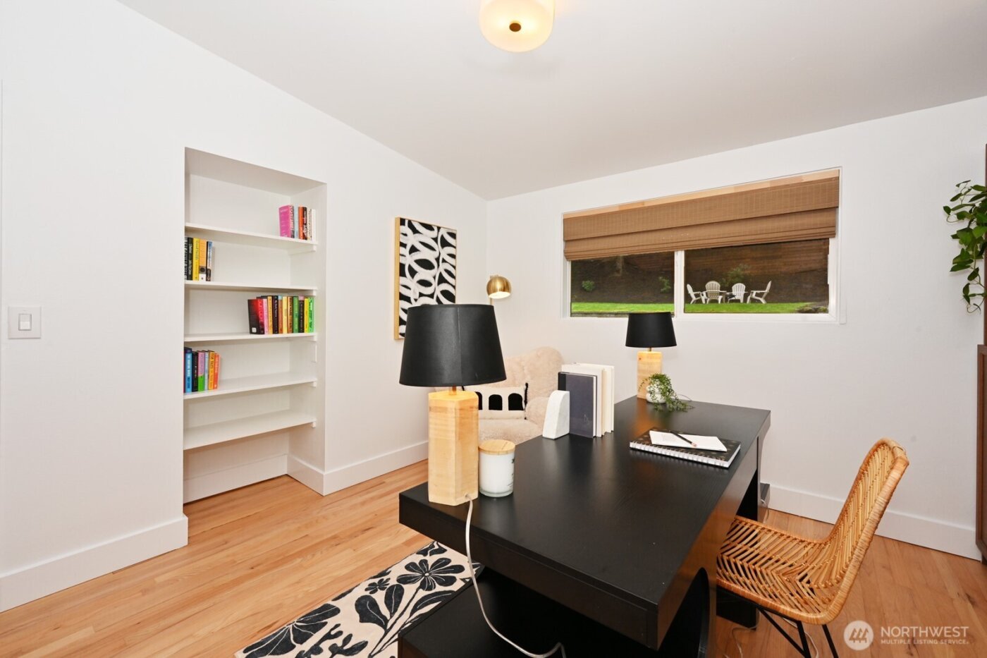 13525 4th Avenue NE, Seattle, WA 98125