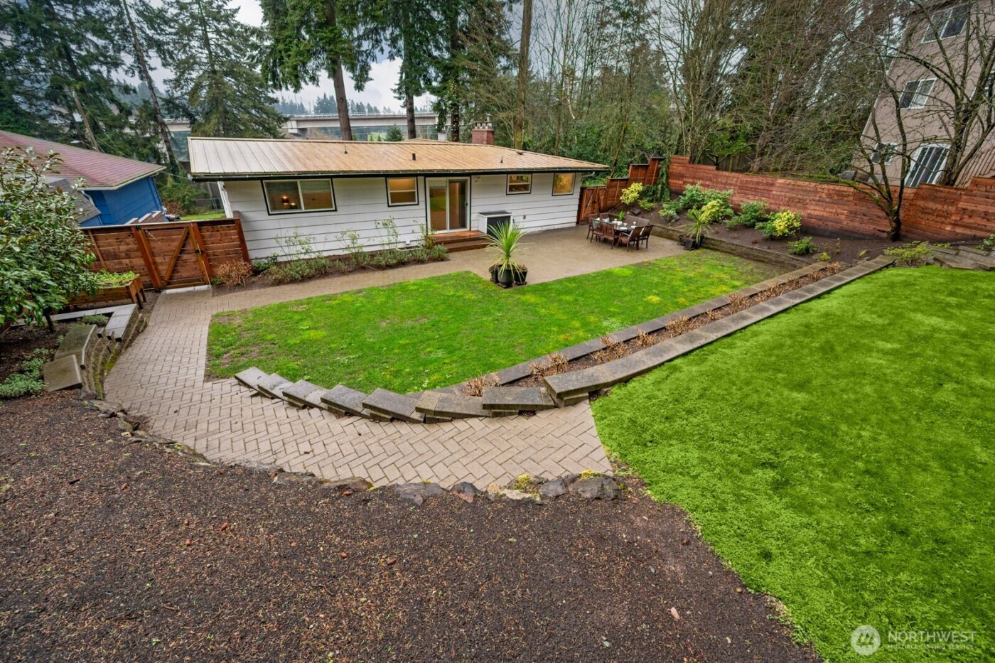 13525 4th Avenue NE, Seattle, WA 98125