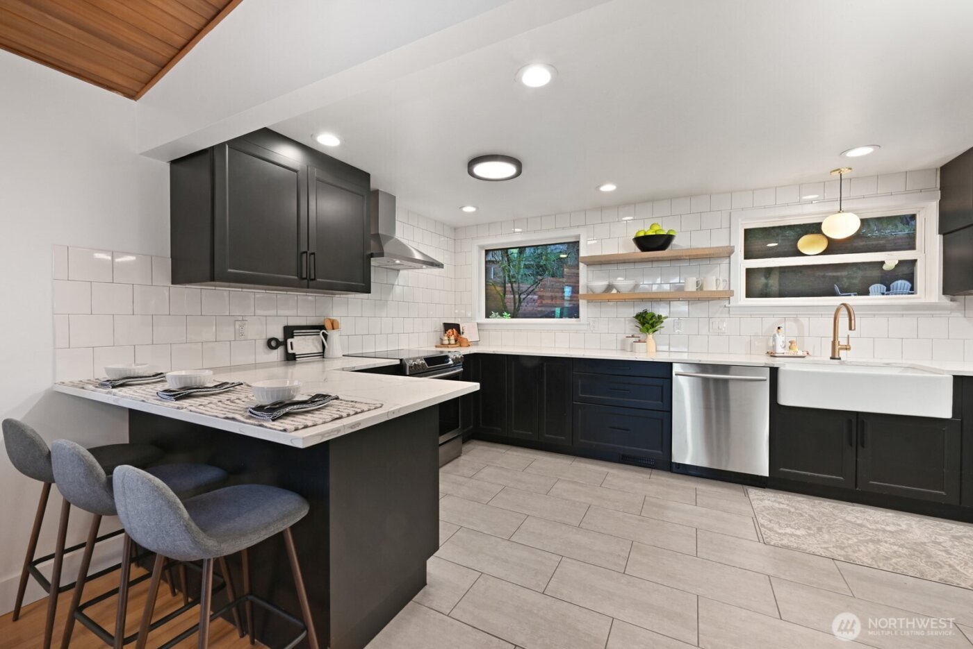 13525 4th Avenue NE, Seattle, WA 98125