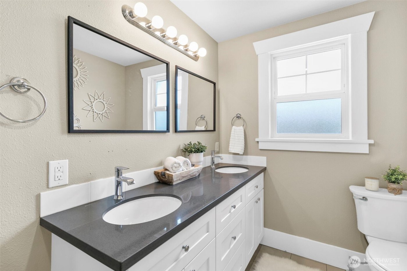 1203 N 2nd Street , Renton, WA 98057