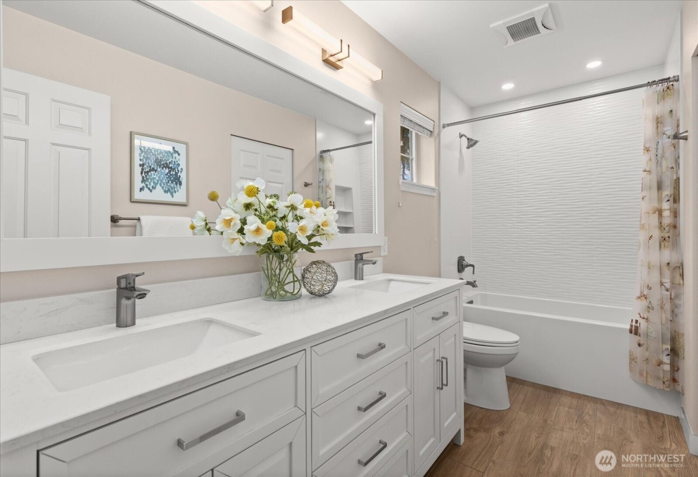 9634 179th Place NE #2, Redmond, WA 98052