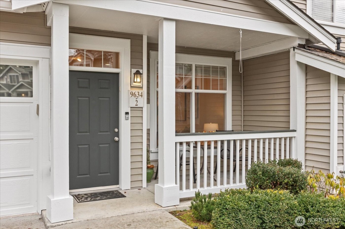 9634 179th Place NE #2, Redmond, WA 98052