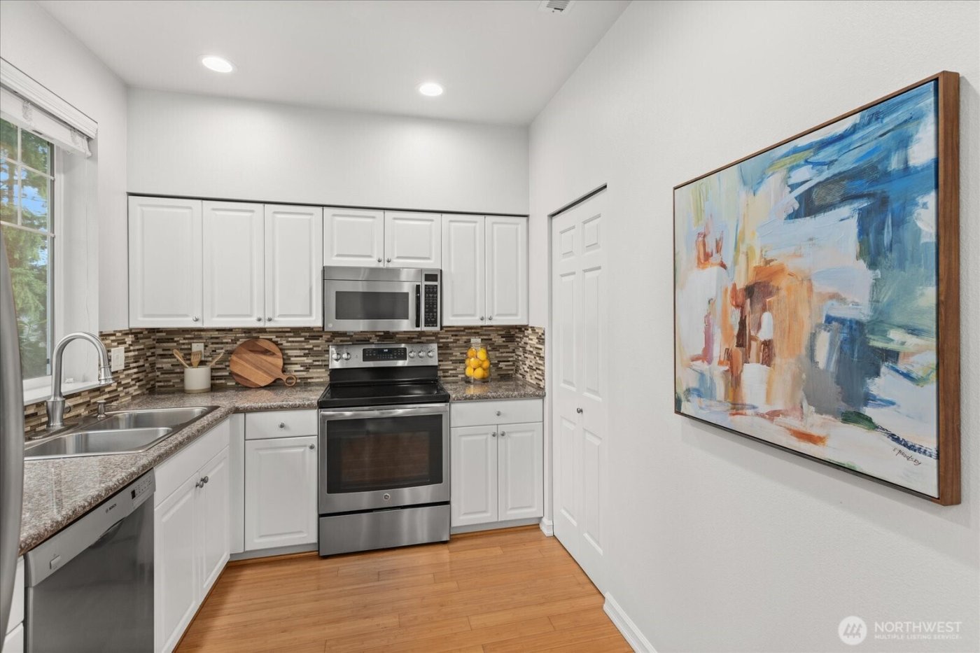 9634 179th Place NE #2, Redmond, WA 98052