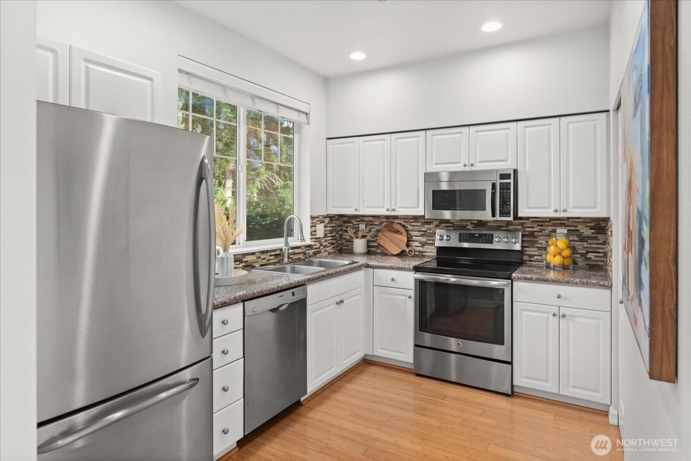 9634 179th Place NE #2, Redmond, WA 98052