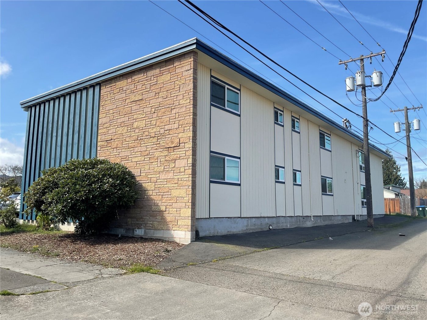 402 Laurel Street , Port Angeles, WA 98362