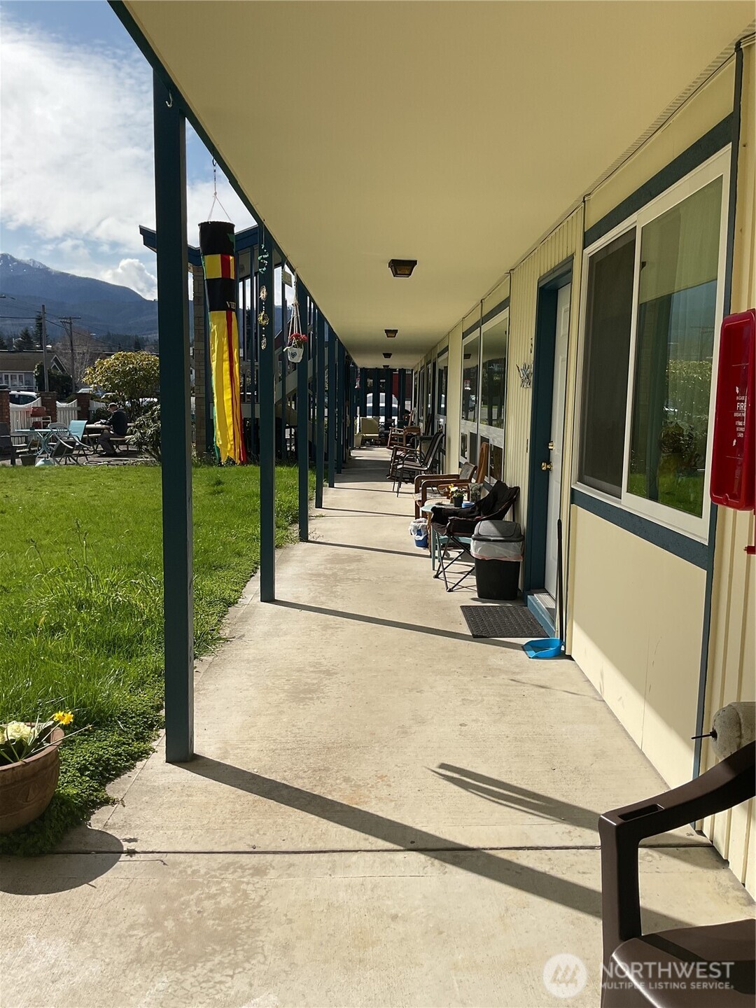 402 Laurel Street , Port Angeles, WA 98362