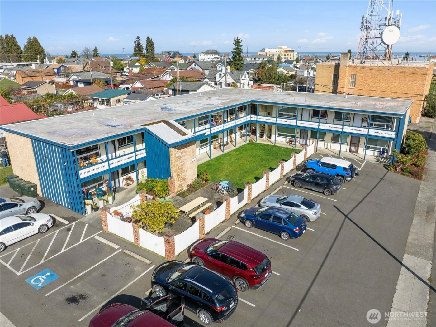 402 Laurel Street , Port Angeles, WA 98362