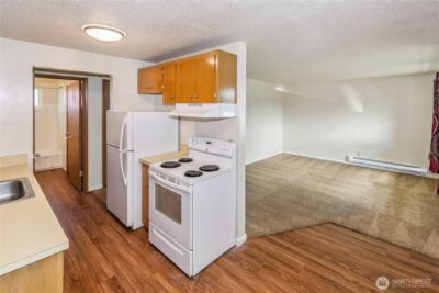 402 Laurel Street , Port Angeles, WA 98362 - Photo 5