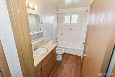 402 Laurel Street , Port Angeles, WA 98362 - Photo 8