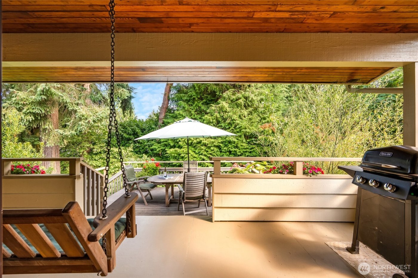 1058 NE 106th Street , Seattle, WA 98125