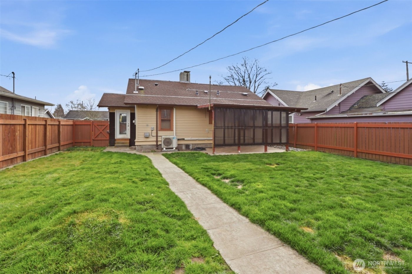 607 21st ave , Longview, WA 98632