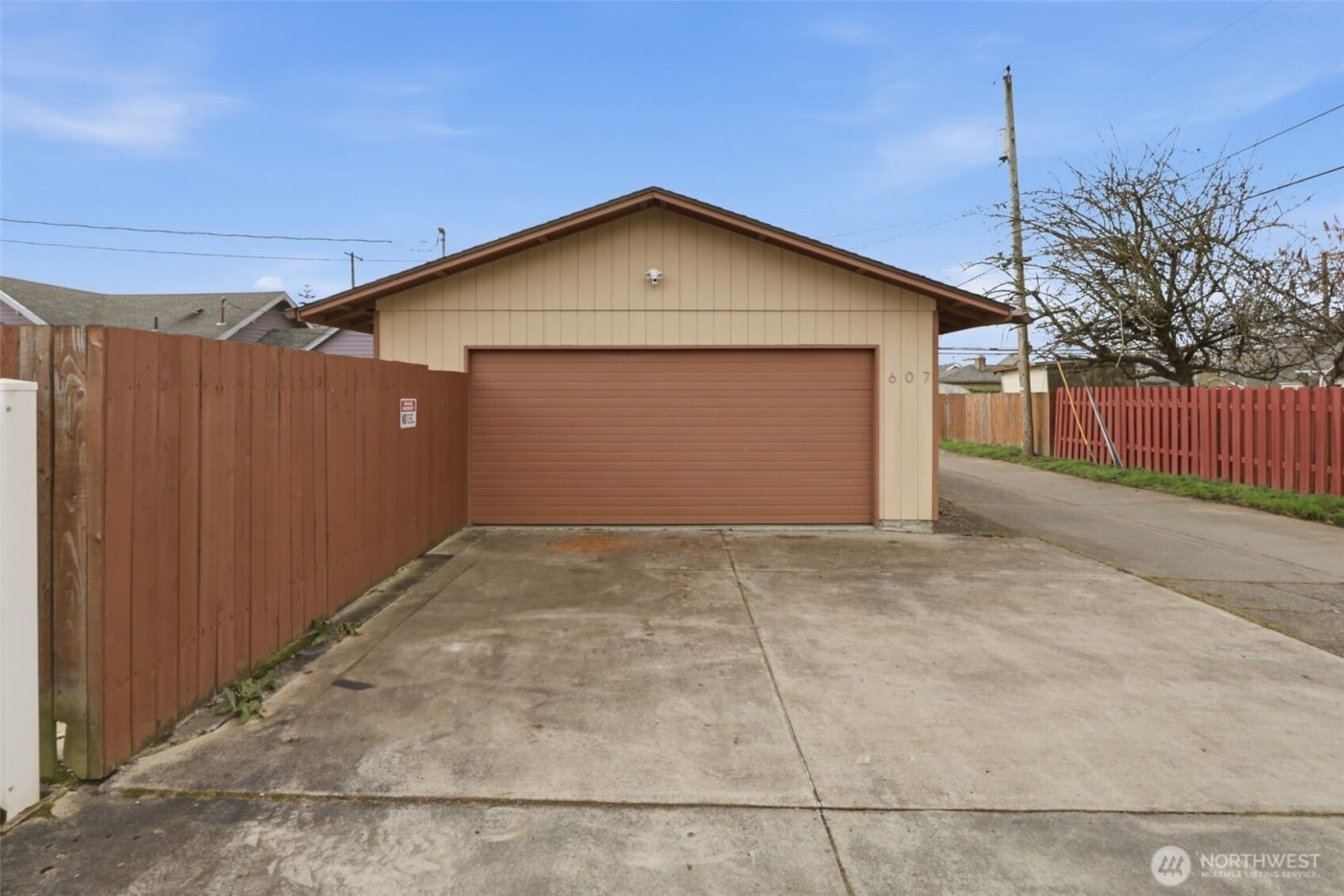 607 21st ave , Longview, WA 98632