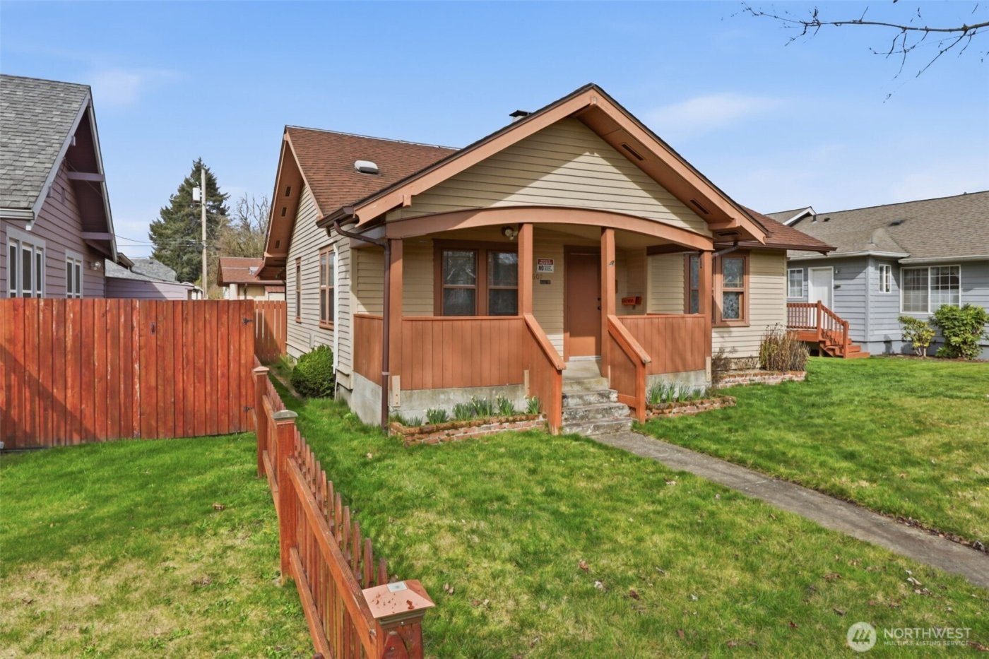 607 21st ave , Longview, WA 98632