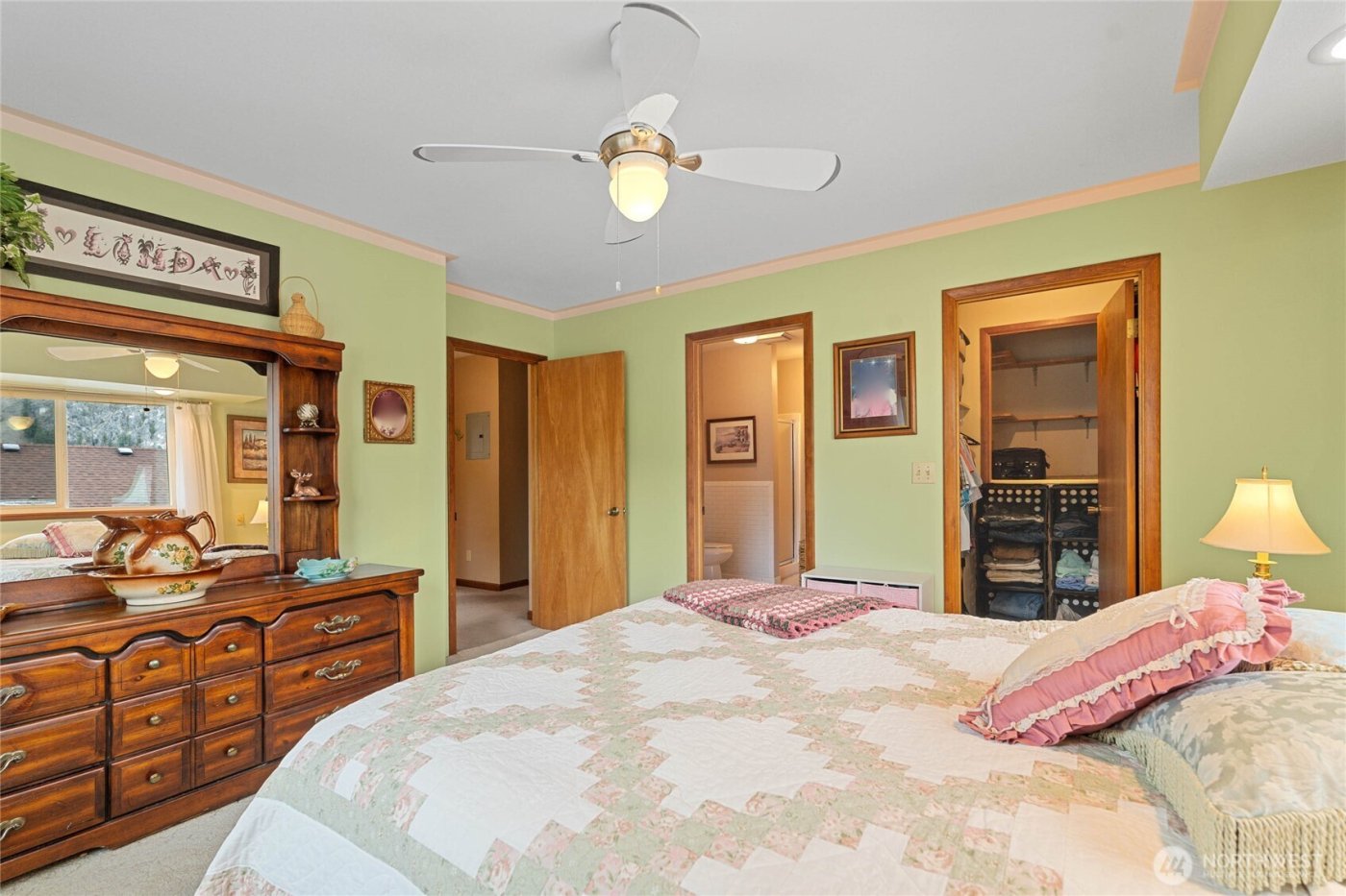 2548 Entiat Way , Entiat, WA 98822