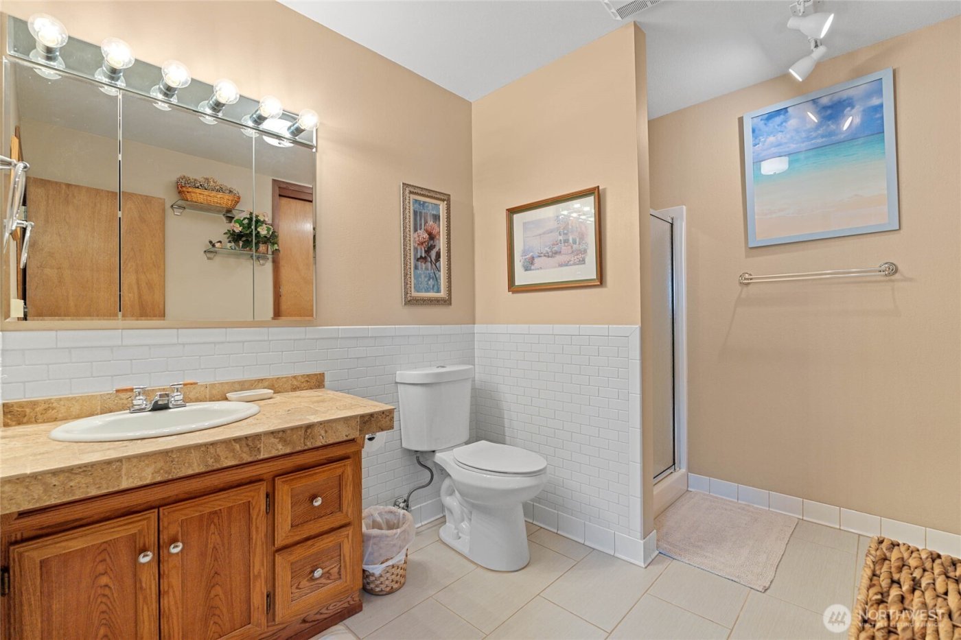 2548 Entiat Way , Entiat, WA 98822