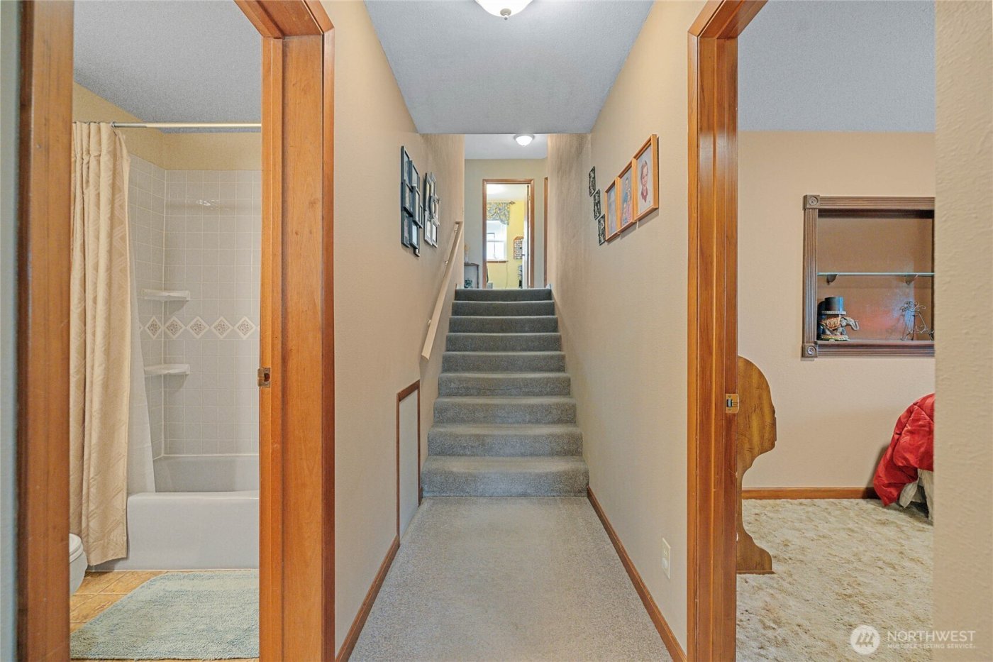 2548 Entiat Way , Entiat, WA 98822