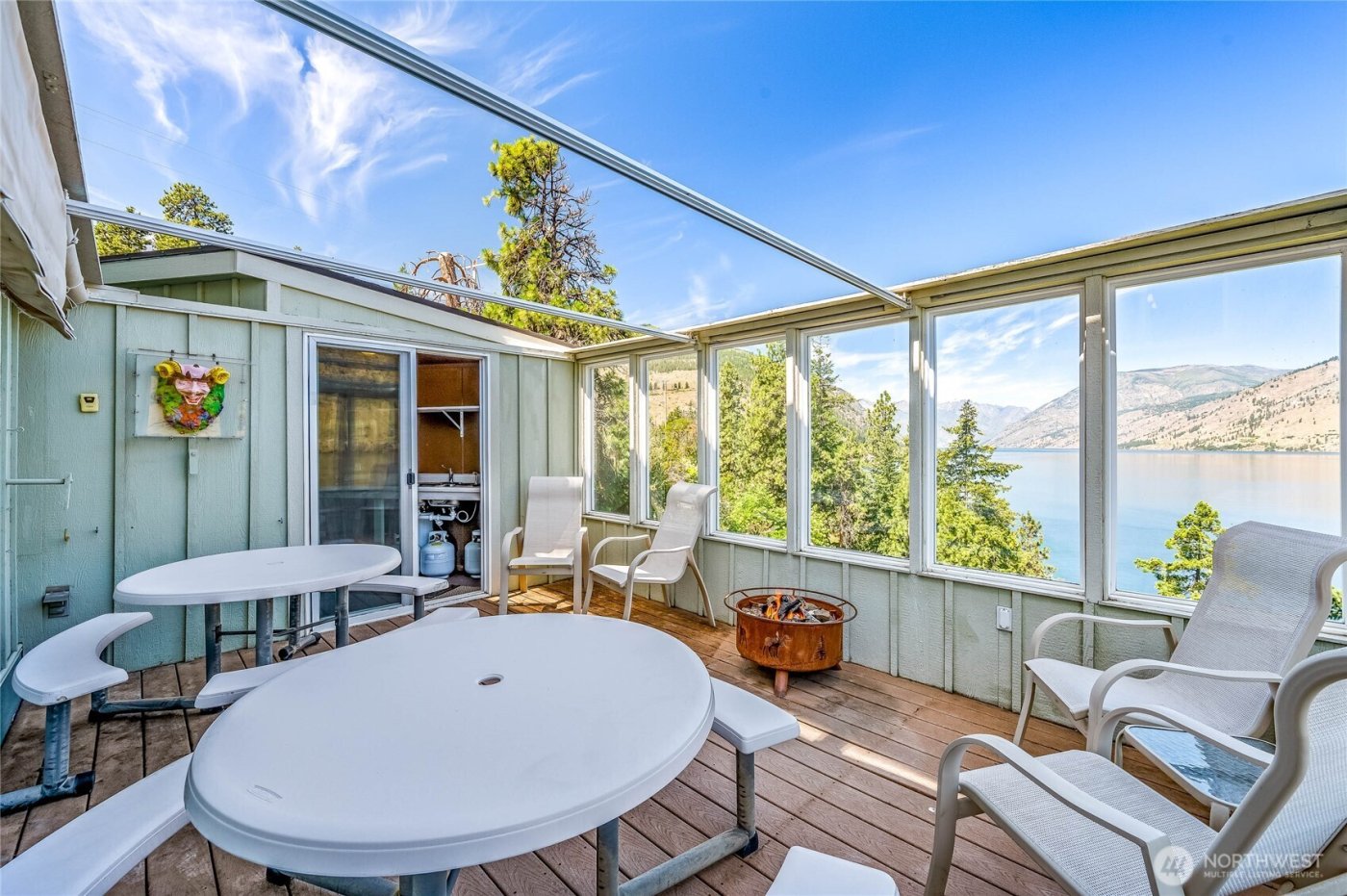 20000 S Lakeshore Road , Chelan, WA 98816-9261