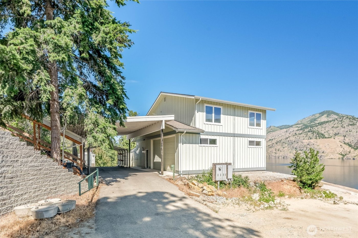 20000 S Lakeshore Road , Chelan, WA 98816-9261