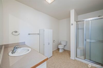 20000 S Lakeshore Road , Chelan, WA 98816-9261 - Photo 34