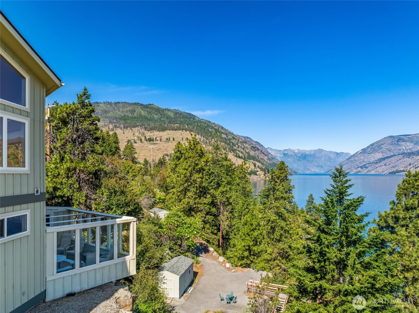 20000 S Lakeshore Road , Chelan, WA 98816-9261