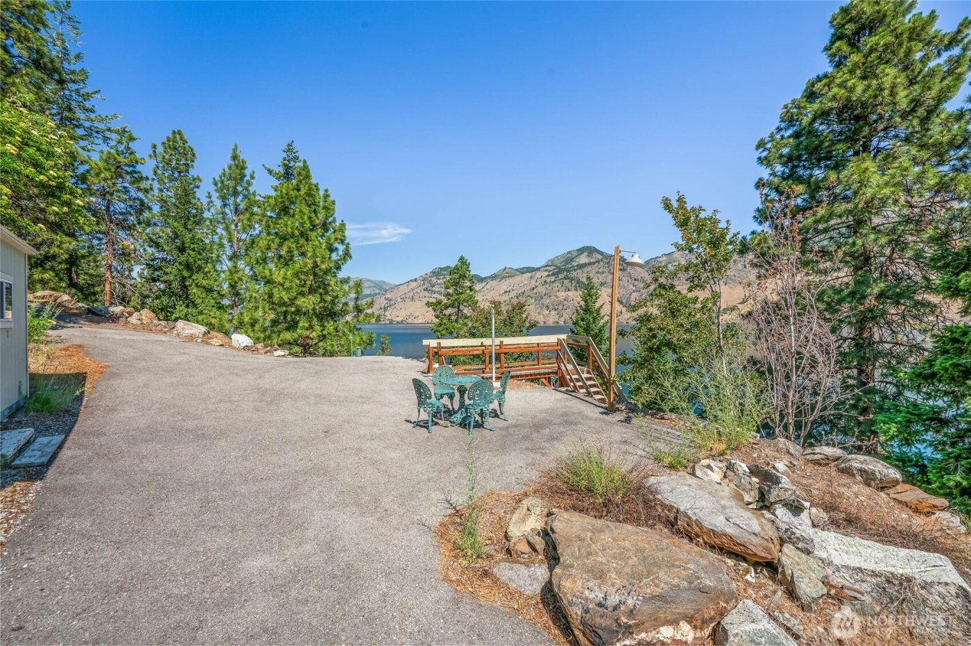 20000 S Lakeshore Road , Chelan, WA 98816-9261